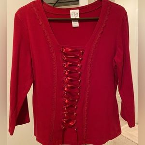 Ribbon red shirt